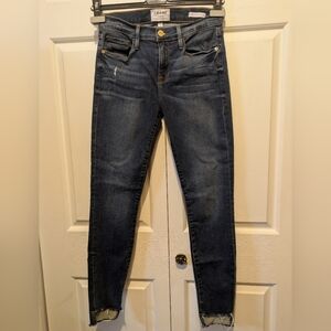 Frame Denim Skinny Jeans Dark Wash Minor Distressing Stagger Raw Hem Size 25